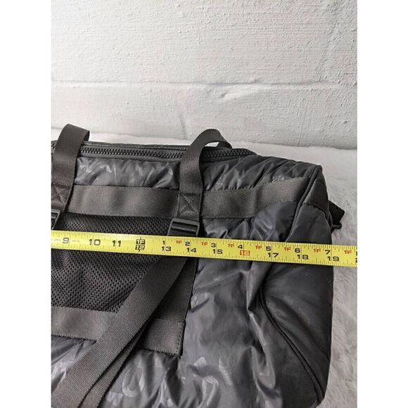 Under Armour Duffel Bag Medium Large Everyday Gym Bag‎ Black Camo - Picture 9 of 10